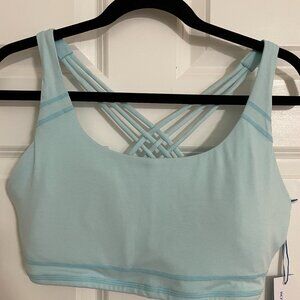Southern Tide Nessa Skip Stripe Wake Blue Performance Sports Bra Size L NWT